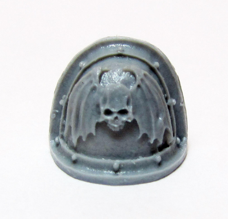 NIGHT LORDS LEGION MK II SHOULDER PADS bits