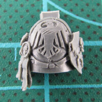 RAVEN GUARD SPACE MARINES UPGRADE PACK bits - Shoulder pads 10