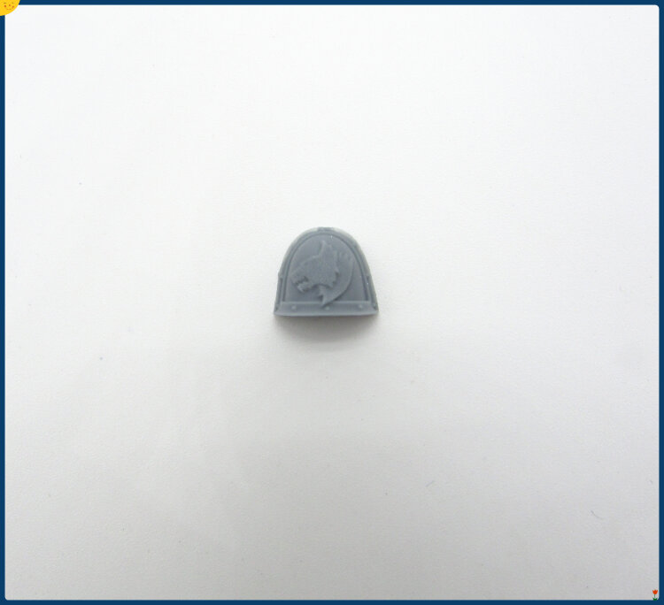 SPACE WOLVES MK II SHOULDER PADS bits