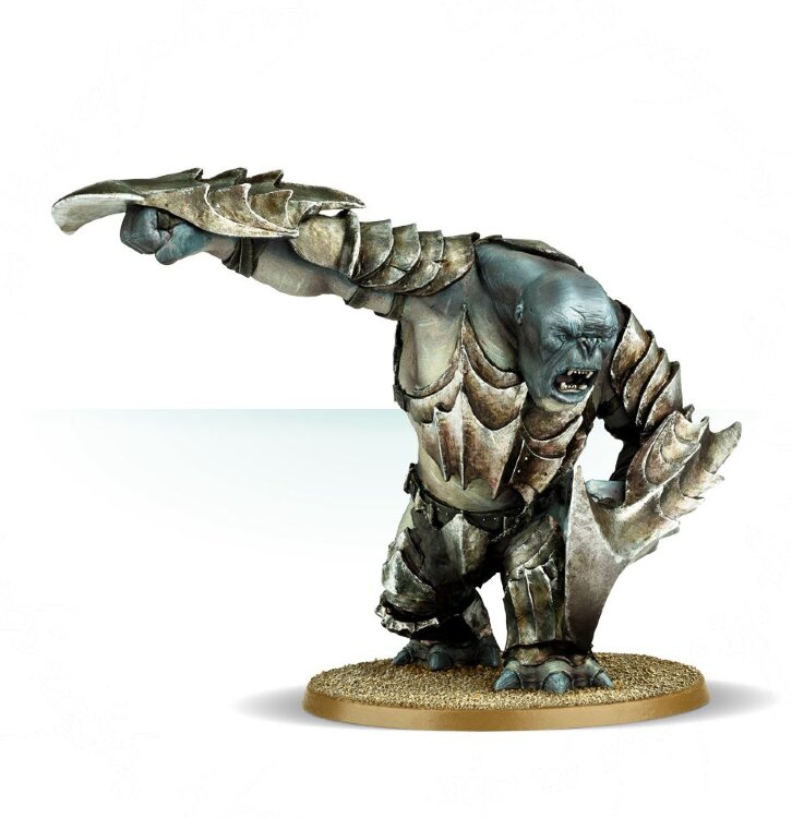 Gundabad Troll with Scythe Gauntlets 